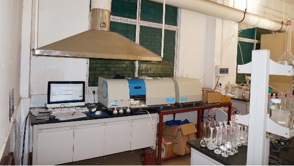 东莞联开金属探索新能源汽车锂离子电池开元(中国)方法